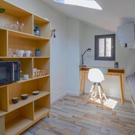 מונפלייה Studio Sous Les Toits Tres Bien Place Et Climatise מראה חיצוני תמונה