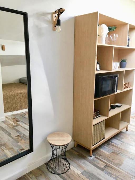 מונפלייה Studio Sous Les Toits Tres Bien Place Et Climatise מראה חיצוני תמונה